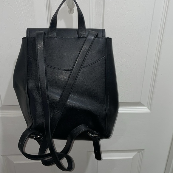 Zara Basic Collection - Picture 2 of 4